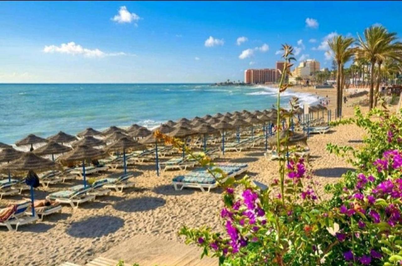 Benalbeach Holidays 贝纳尔马德纳 外观 照片