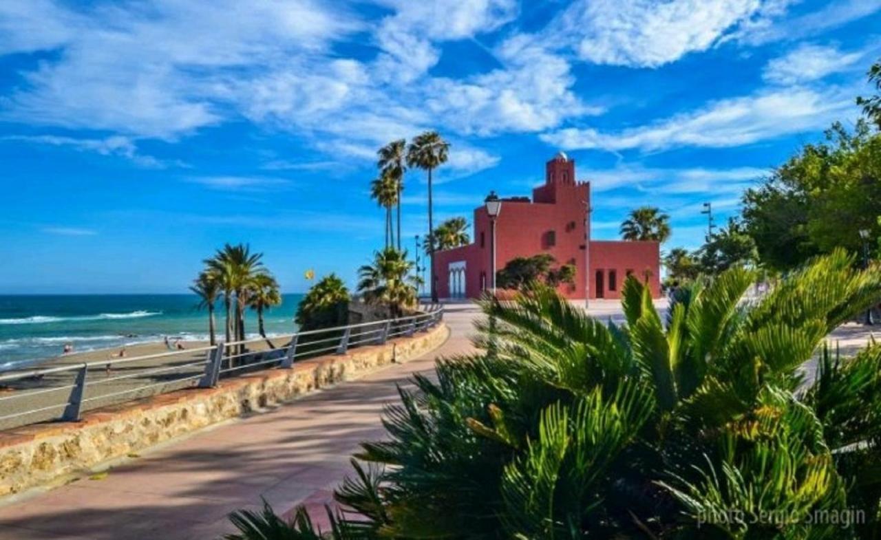 Benalbeach Holidays 贝纳尔马德纳 外观 照片